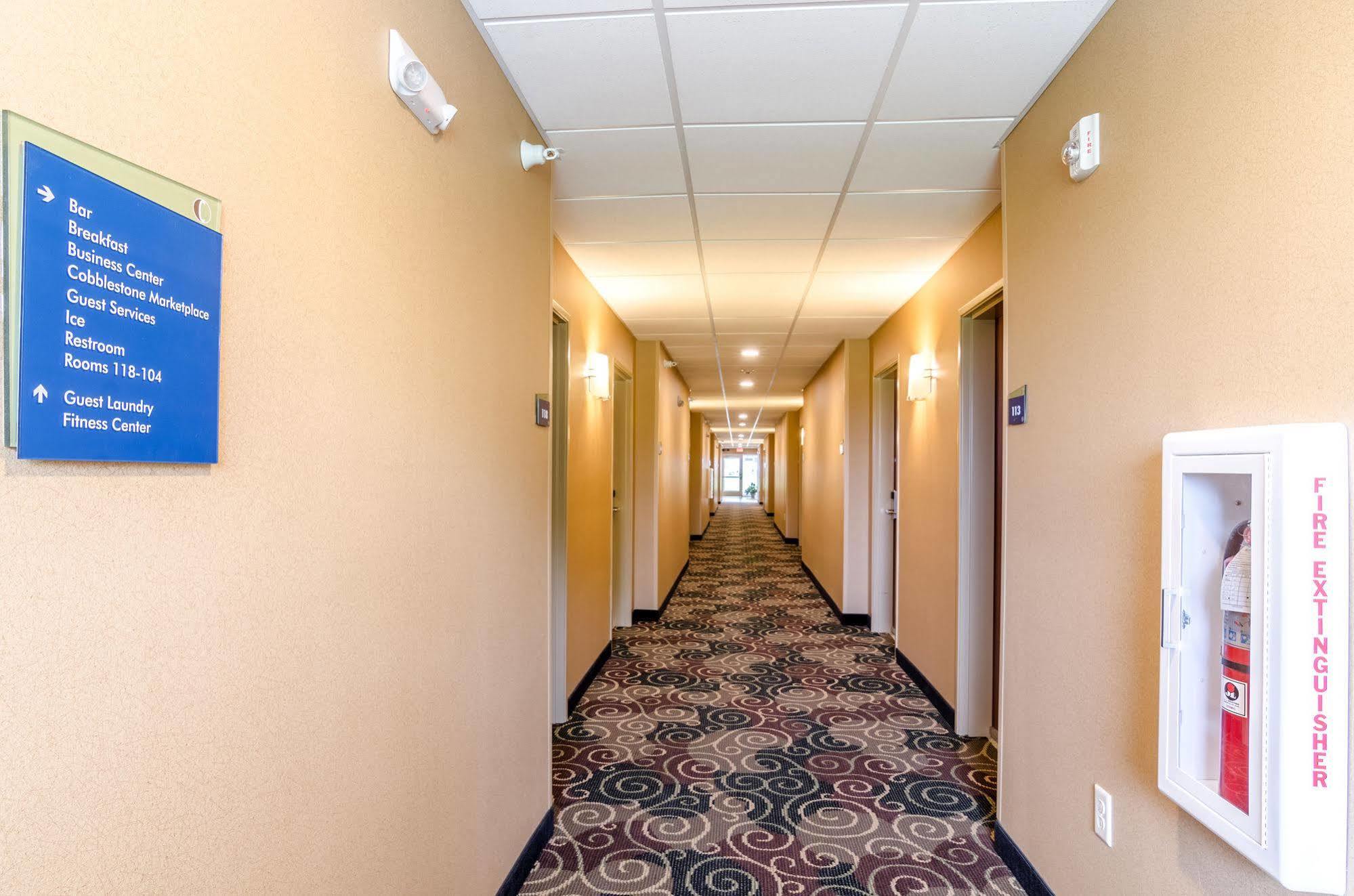 Cobblestone Inn&Suites - Oberlin Extérieur photo